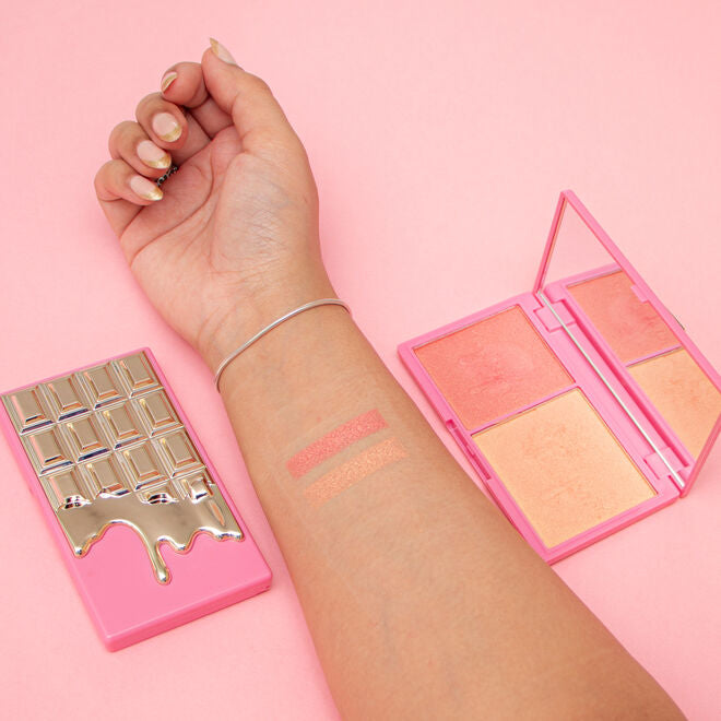 REVOLUTION ROSE FIZZ GLOW blush e illuminante